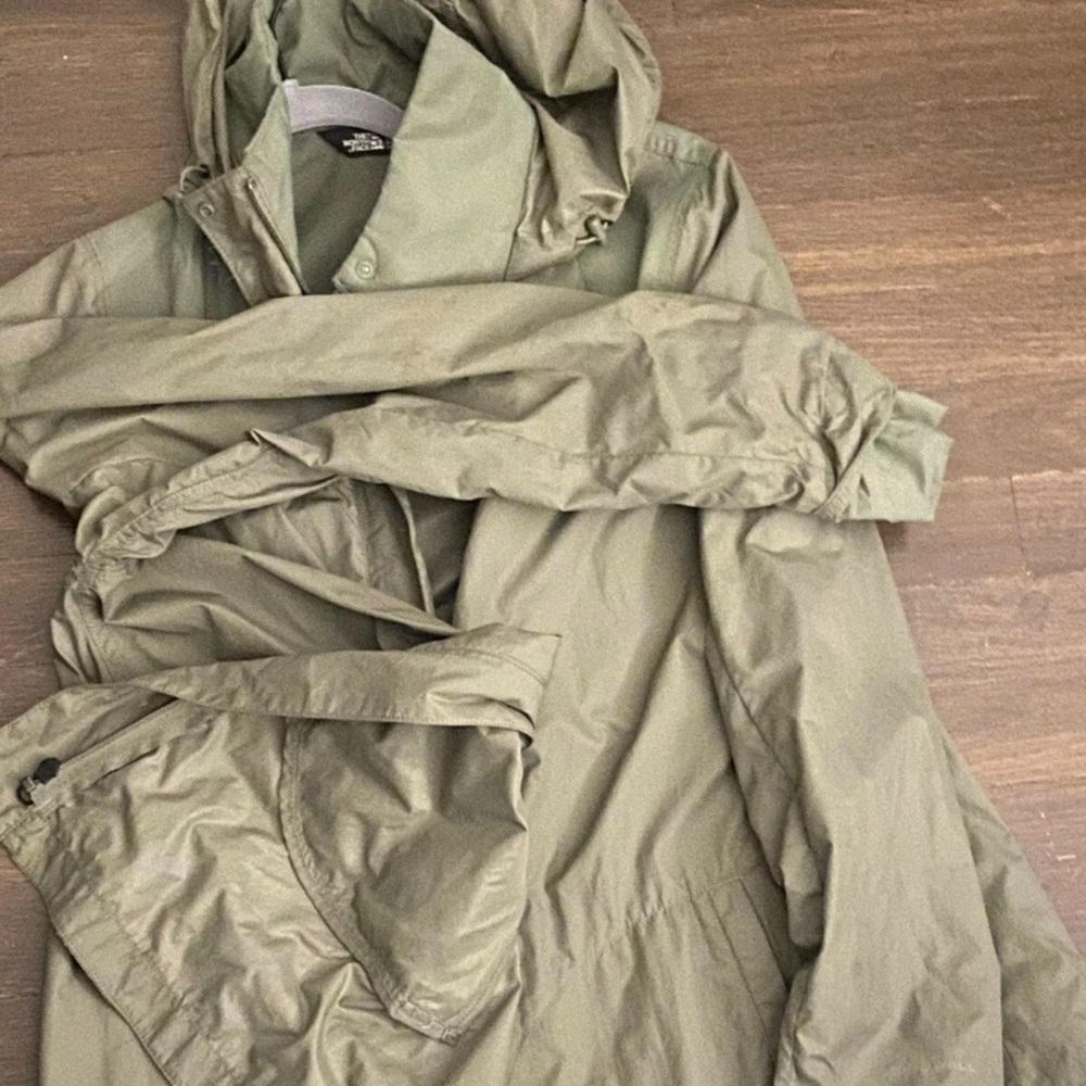 THE NORTH FACE GREEN RAIN WINDBREAKER Jacket CHIC